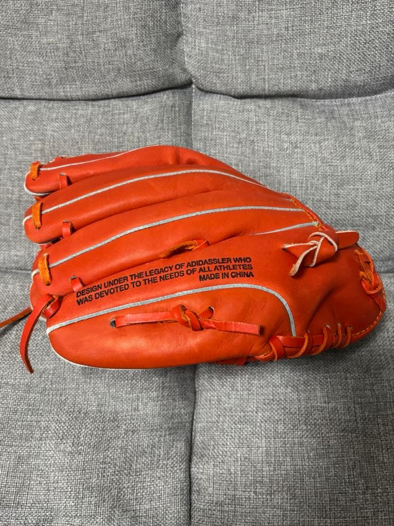 【美品】 アディダス 軟式グローブ 内野手用 メジャーパフォーマンス