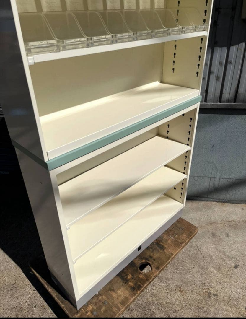 高園産業 SOLNO コンセント付家具 薬棚 薬剤棚 キャビネット 薬局 調剤棚