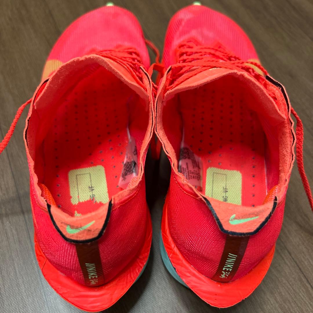 NIKE ナイキ ヴェイパーフライ 4