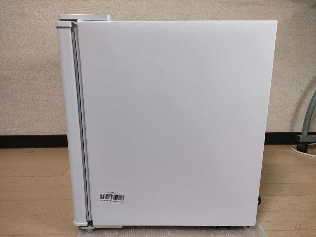 美品 コンフィー/comfee 小型冷蔵庫 RCD45WH/E 2024年製