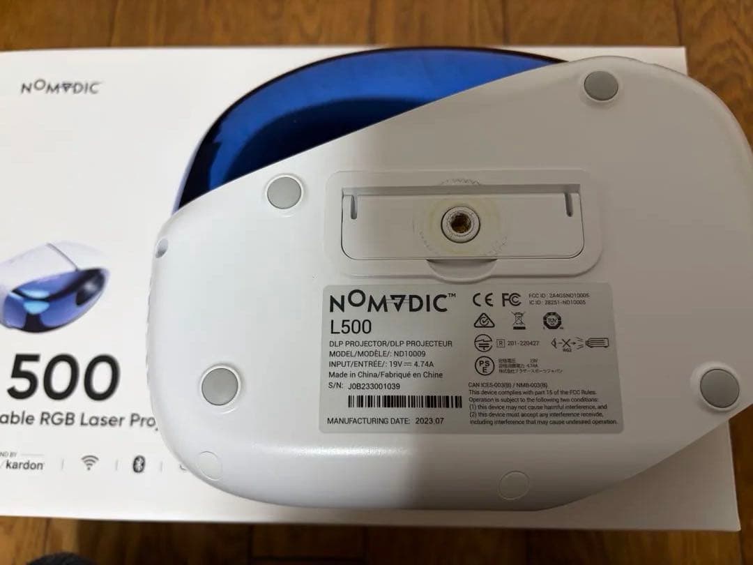 NOMVDIC L500 3色レーザー プロジェクター