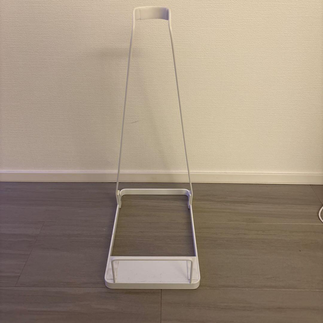 Dyson ダイソン　sv10 本体＋充電器　スタンド付き