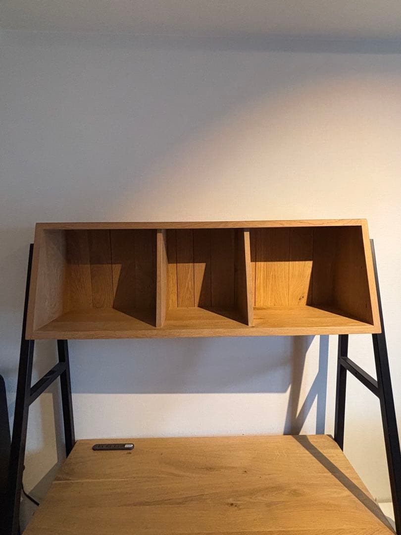 ナチュラルウッド オープンシェルフ付きデスク