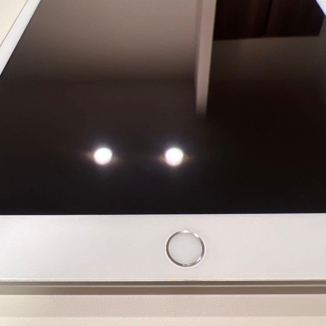 Apple iPad 第7世代 シルバー A2197