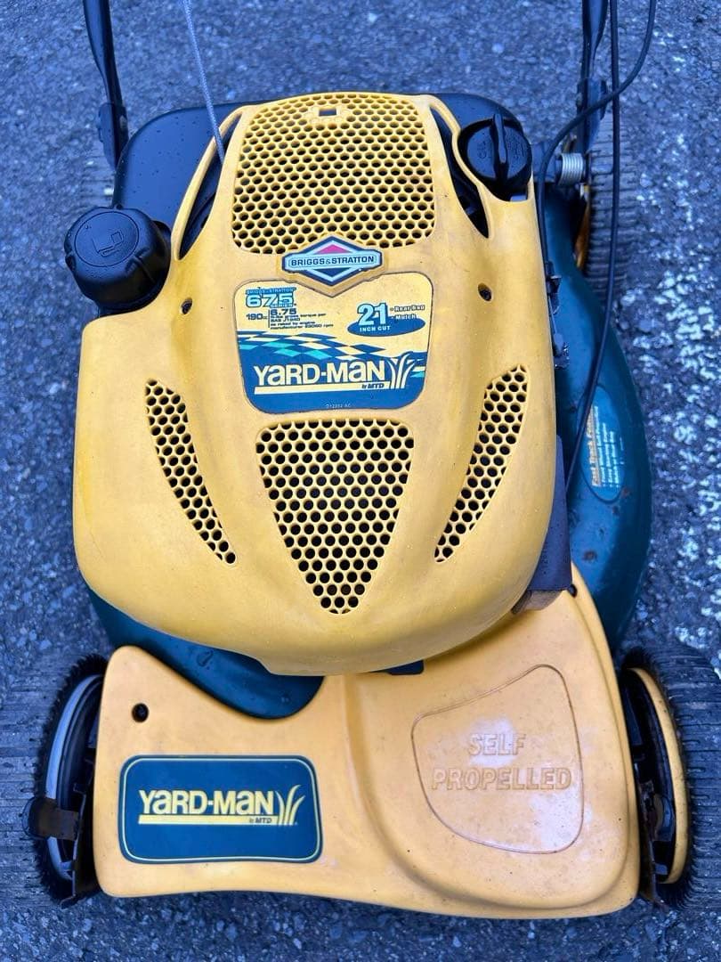 ヤードマン 自走式エンジン草刈機　人気あり、完全整備済み