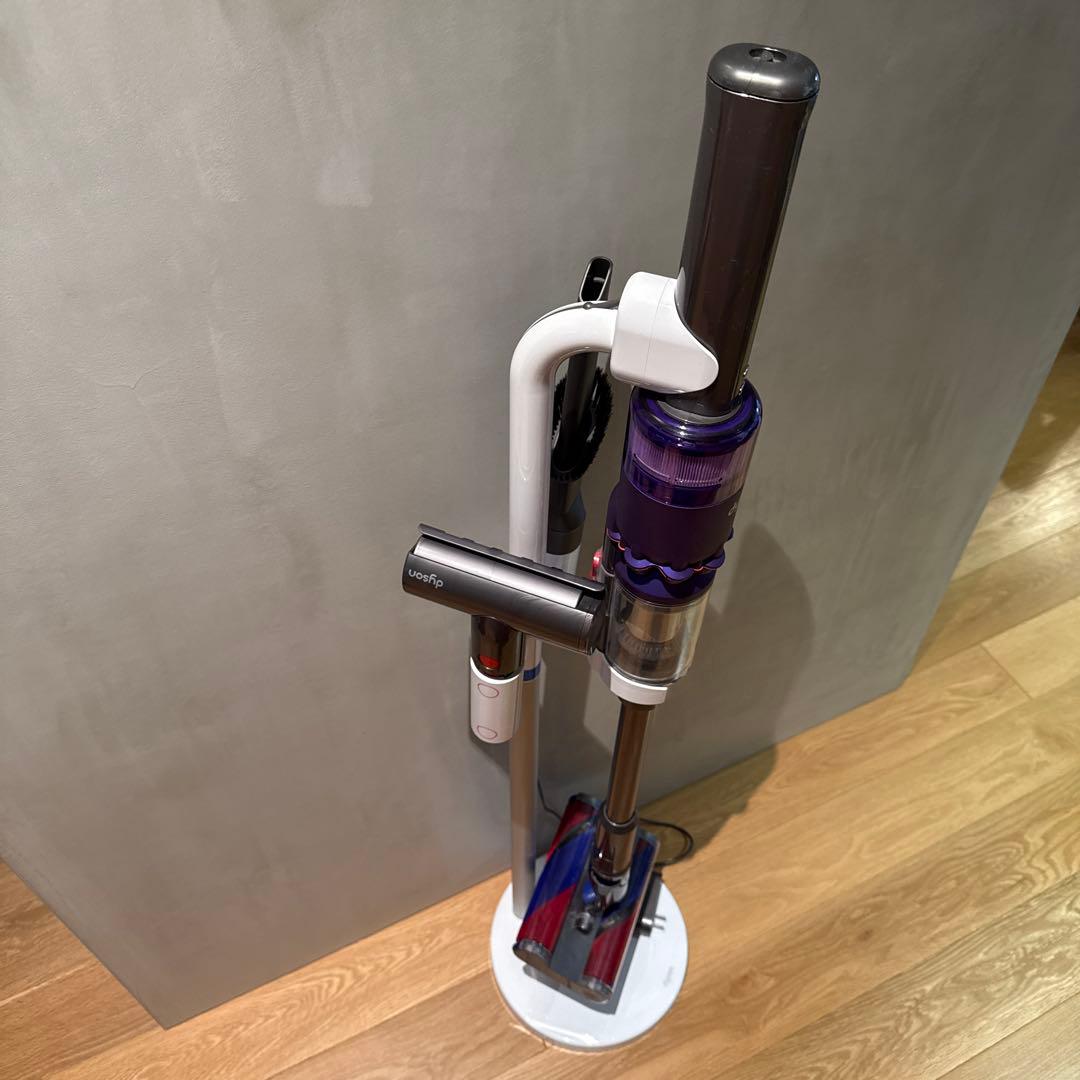 コードレスクリーナー ダイソン Dyson UN3481. sv19 美品！
