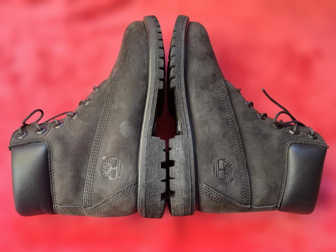 シ*ケ様 値下げ中Timberlandティンバーランド レディース ブラック ６