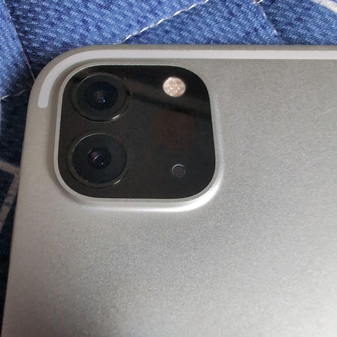 美品　iPad Pro 11インチ 第2世代128GB WiFiモデル