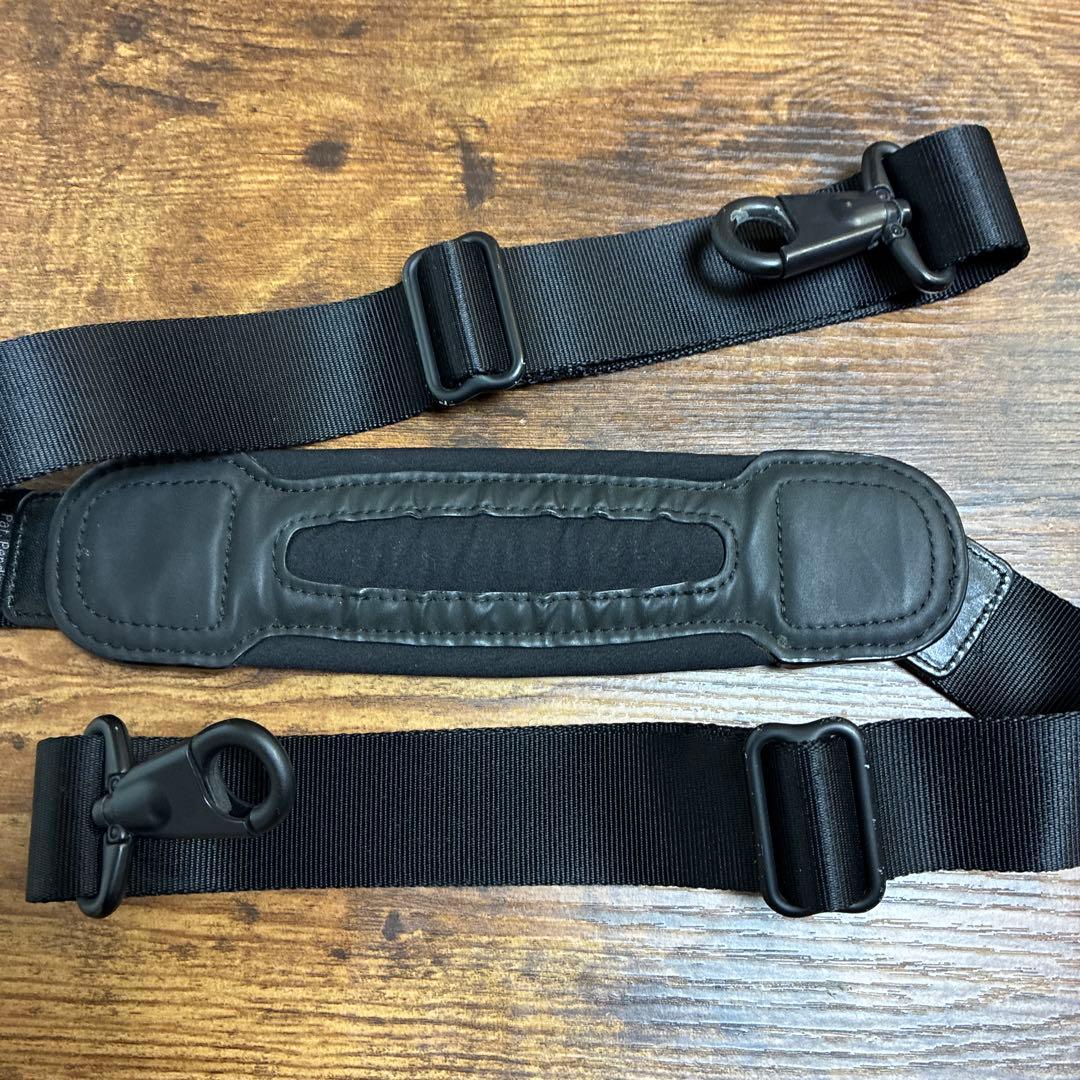 ビジネスバッグ ブラック 収納力高