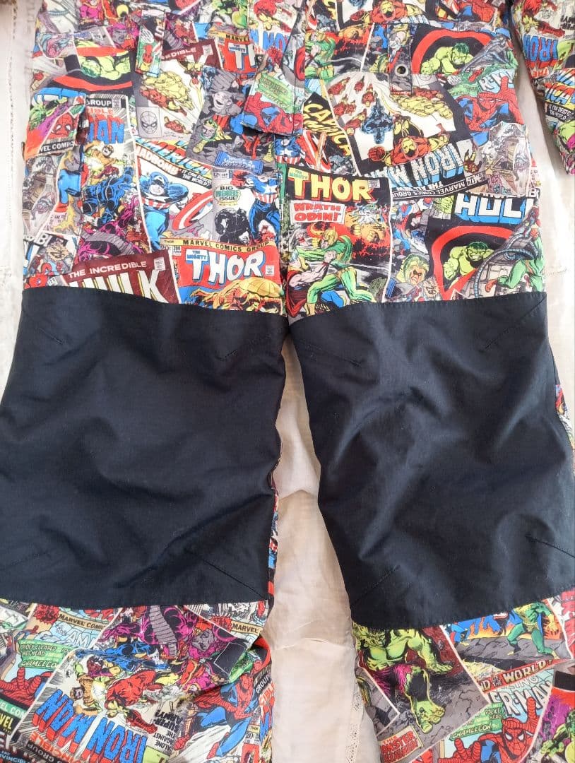 BURTON　MARVEL　つなぎ　カバーオール　スキーウェア　5T　6T