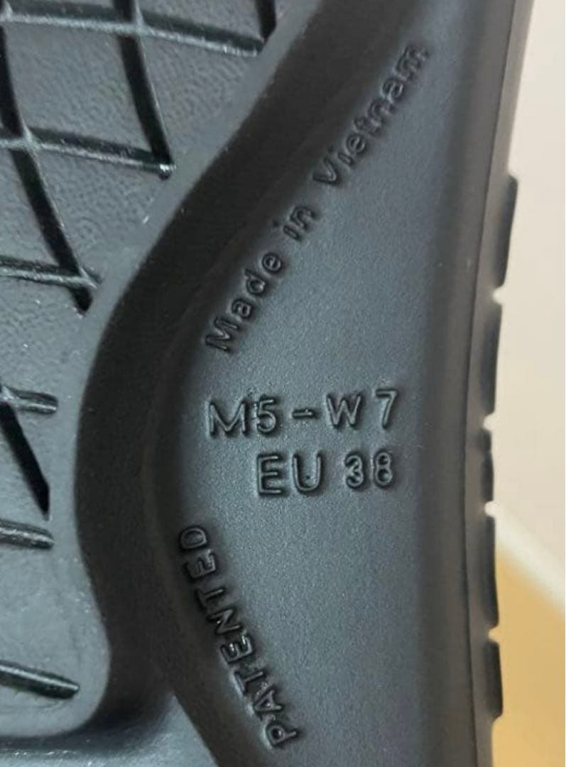 OOFOS/ウーフォス サンダル OOyea ウーヤー　24cm EU38 W7