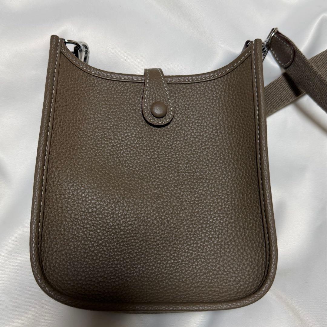 【本革】Hロゴエブリンミニショルダーバッグ