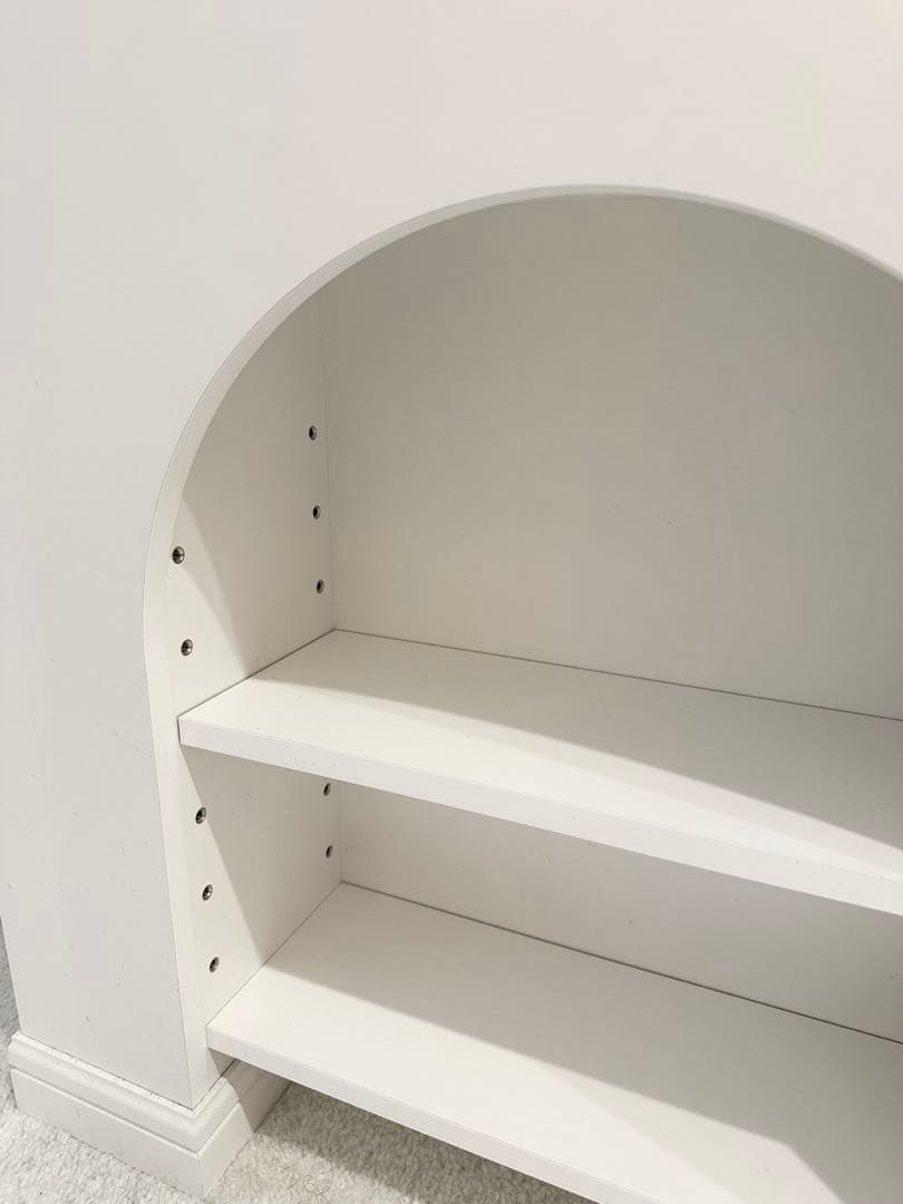 ホワイトマントルピース　韓国風インテリア