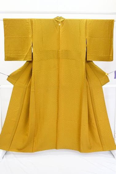 ★専用★美品 色無地 単衣 染抜き一つ紋 芥子色 花 地紋 身丈156cm 正絹