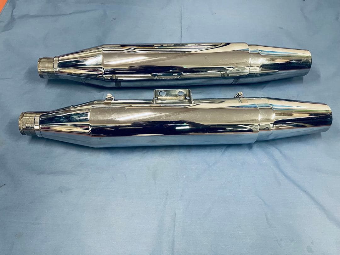 18-24年ソフテイル FLHC FLHCS FLDE 北米純正マフラー