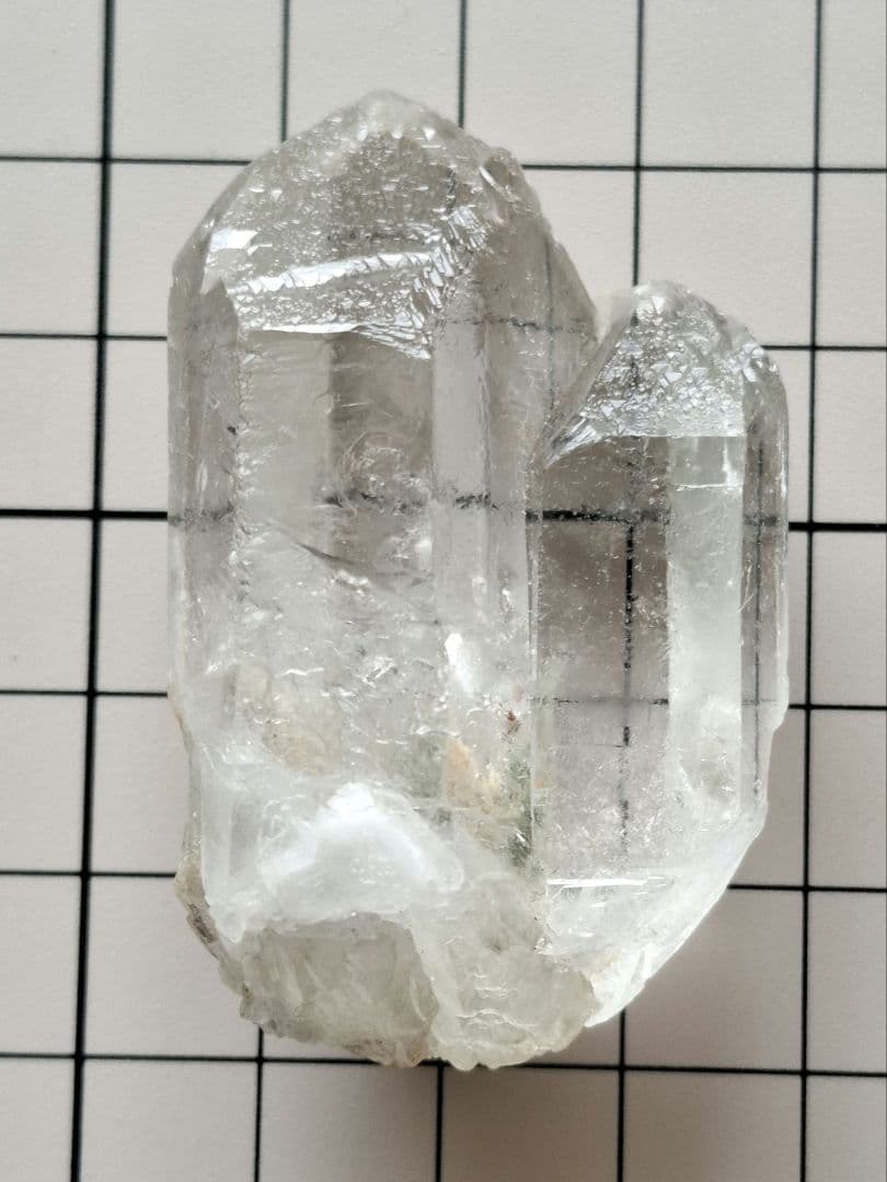 トライゴーニック ガーデンクォーツ ツイン 水晶