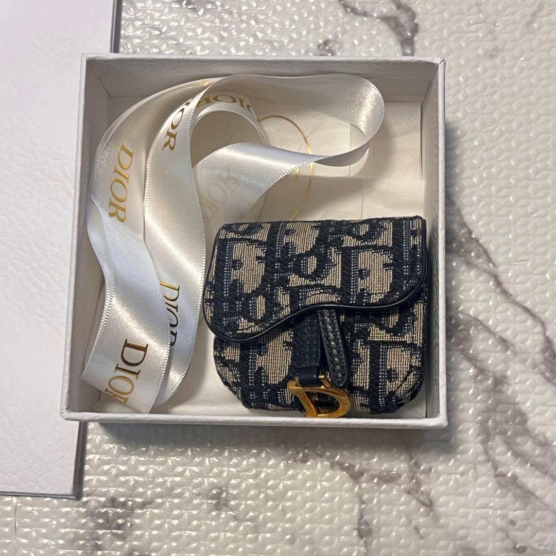 ほぼ新品Dior イヤホンケース