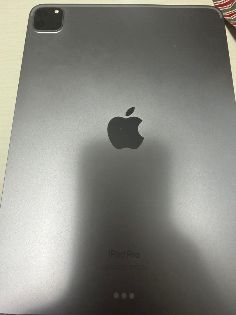 Apple iPad Pro 11インチ　モデル第4世代　スペースグレー 本体