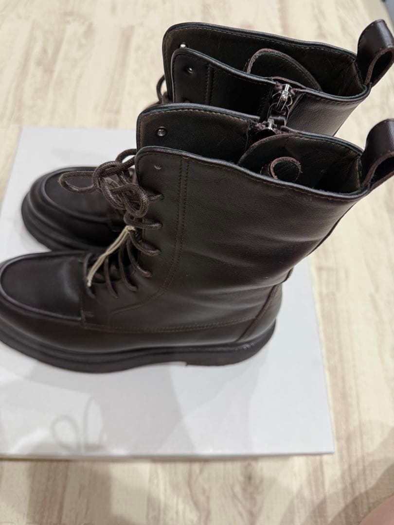 即決価格ブルネロクチネリ　ダークブラウン レザー レースアップブーツ　39