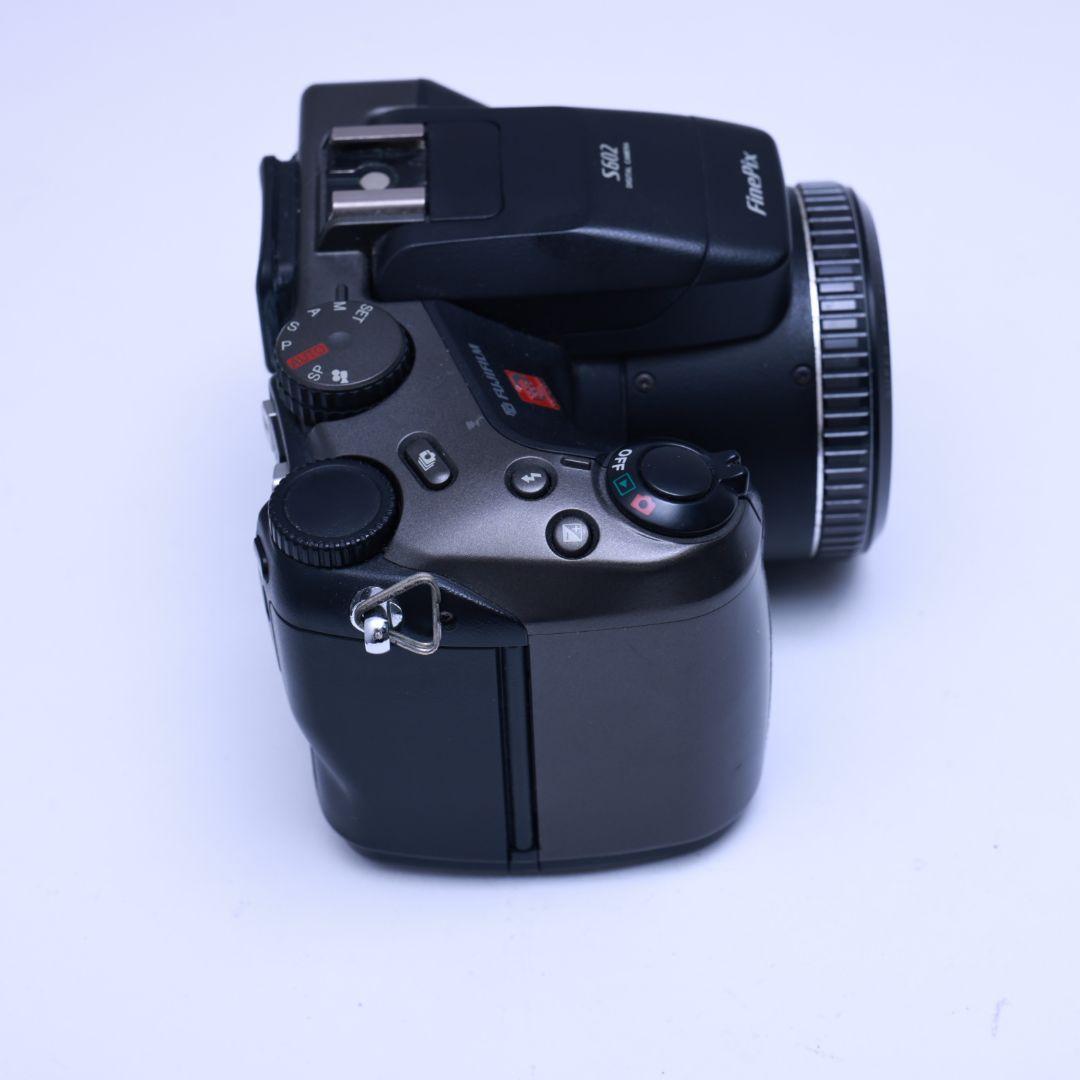 スマホ転送可 FUJIFILM デジタルカメラ S602 カード電池他付き