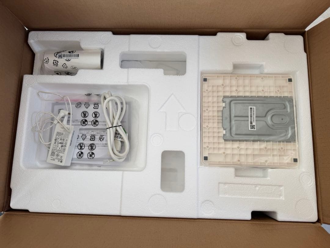 【美品】LG 27インチ UHD 4K IPSモニター 27US500-W