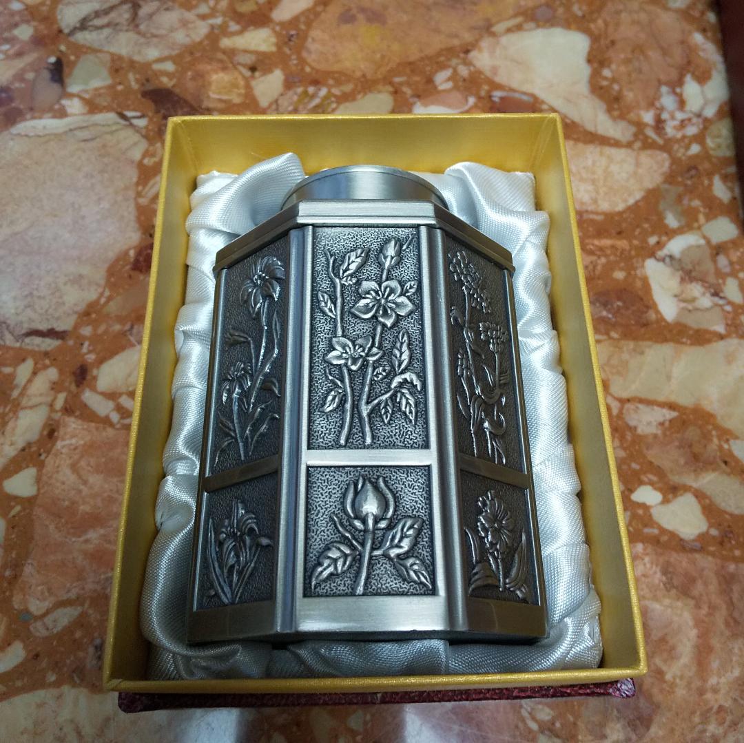 新品未使用 中国 茶葉入れ 鉄瓶 花