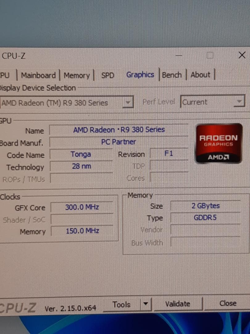 自作PC　i5 8400・8GB・SSD128GB・R9 380・Win11