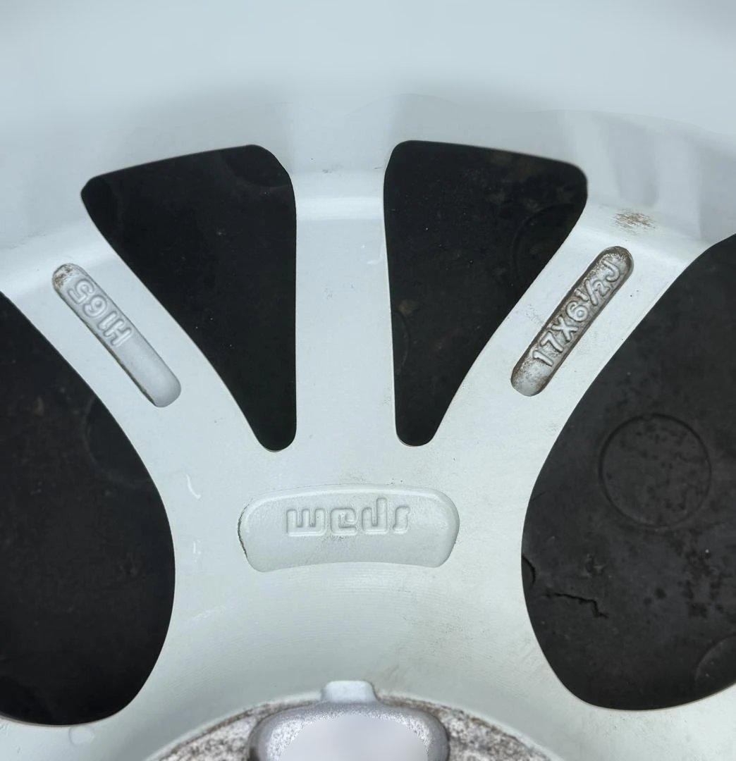 ゴン太Weds LEONIS LV　17インチ　ホワイト　4本組