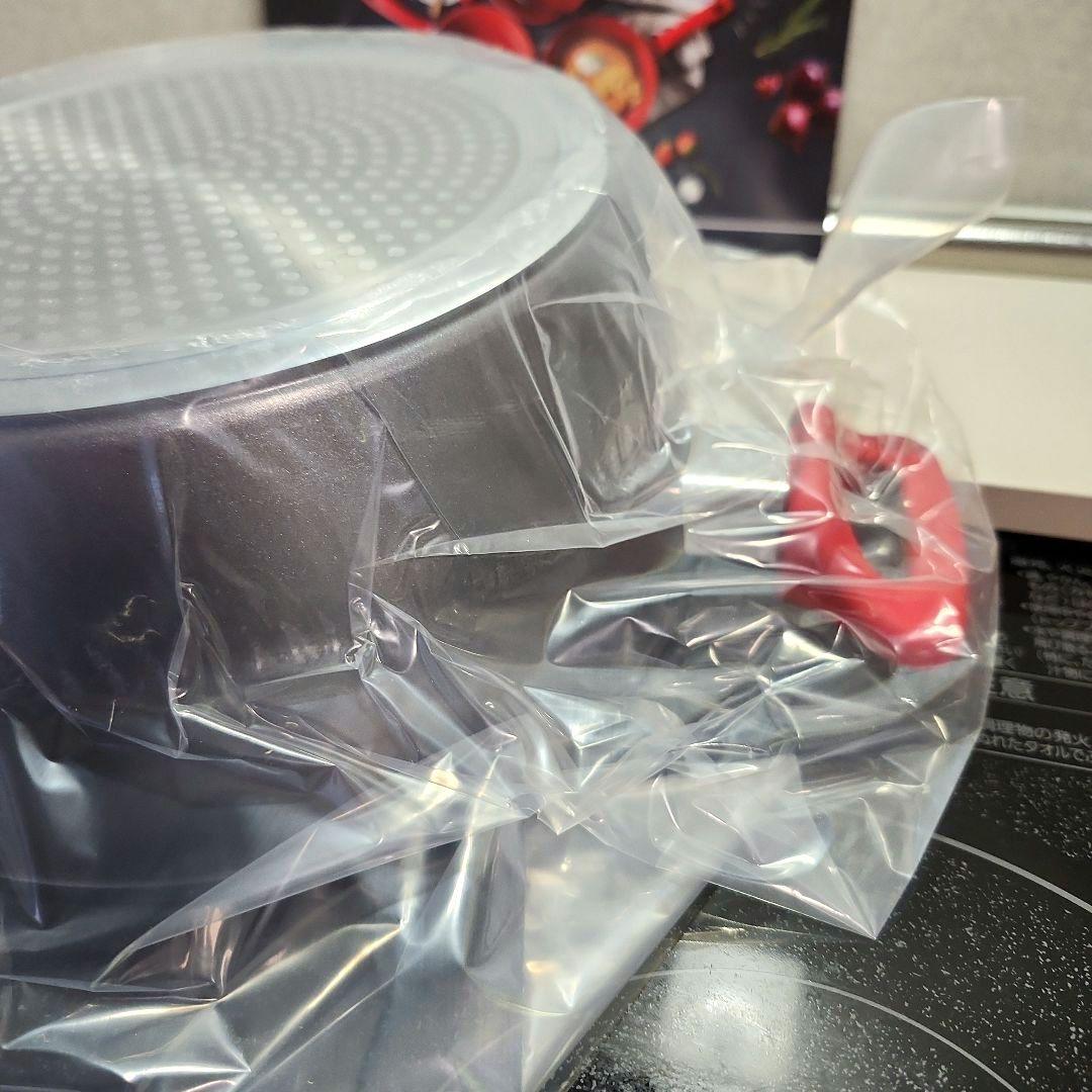 フレーバーストーン キャセロールパン ガラス蓋付き レッド 新品未開封