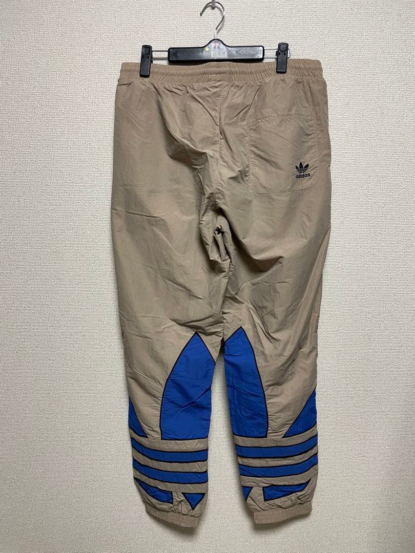 ★上下セット★ アディダスオリジナルス ナイロンジャケット・パンツ デカロゴ