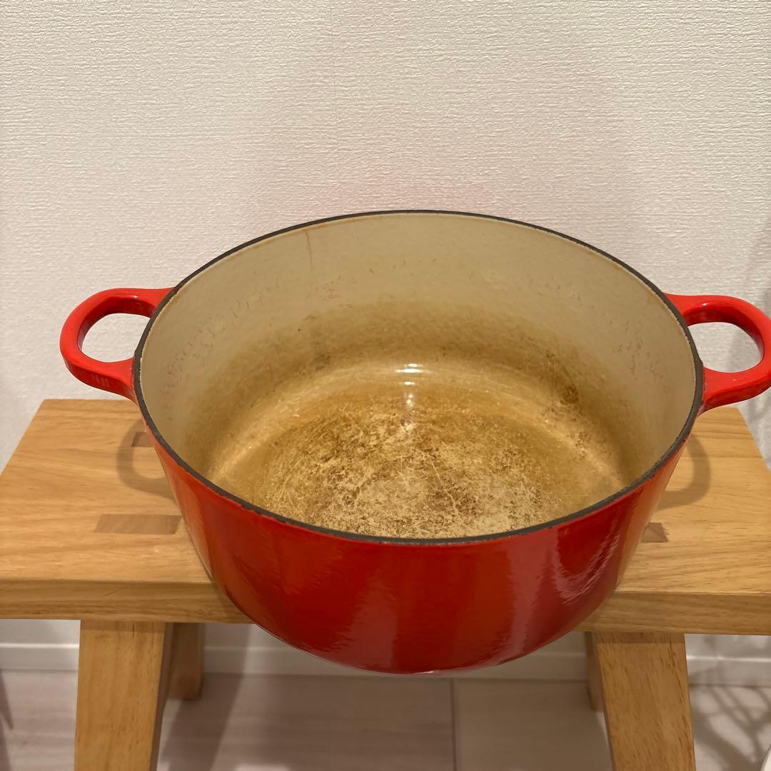 ルクルーゼ ココットロンド 24