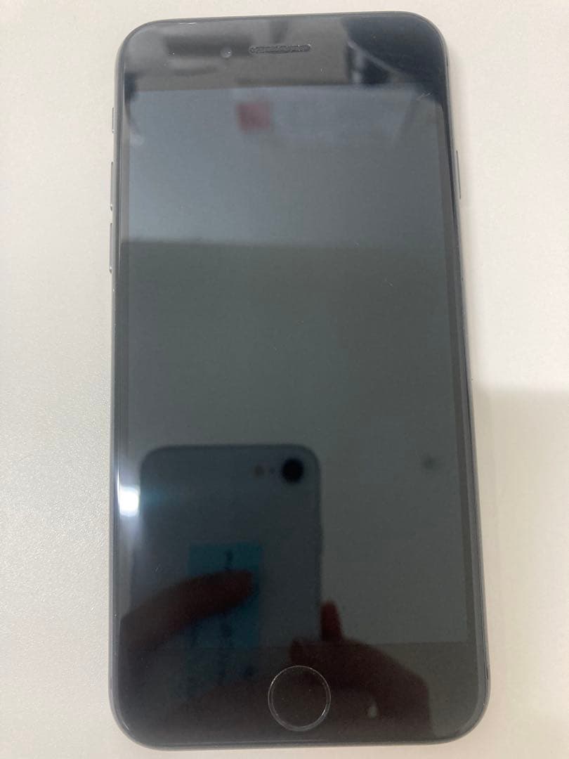 iPhone 8 ブラック　64GB SIMフリー　K1740