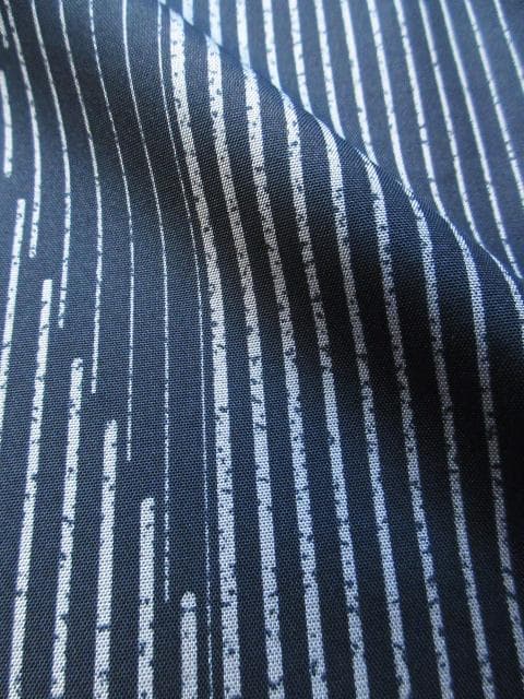未着用に近い！本場縞大島紬＊もり絹織物＊着物＊証紙あり＊１６３ｃｍ＊裄６７