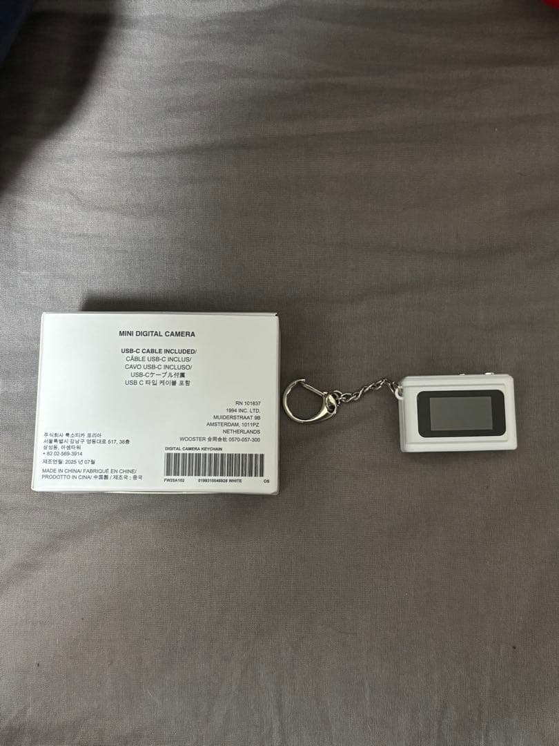 デジタルカメラ supreme Digital Camera Keychain