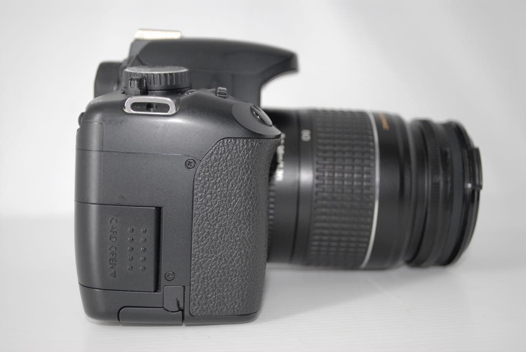 ✊初心者でも使いやすいCanon Kiss X2 ✊ キャノン　デジタル一眼