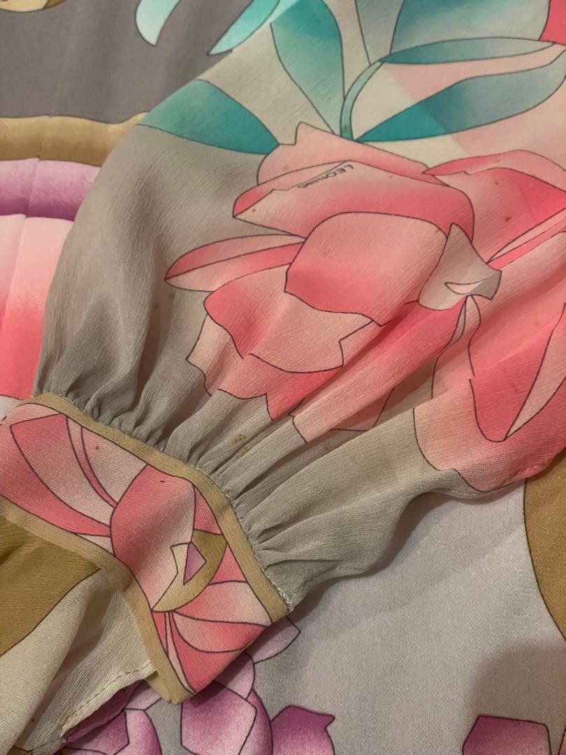 【レオナール LEONARD】ミモレ丈 ワンピース 長袖 花柄 ジャージーx絹