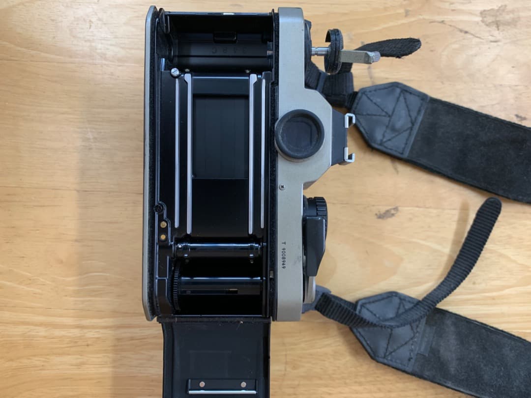 フィルムカメラ nikon FM2T