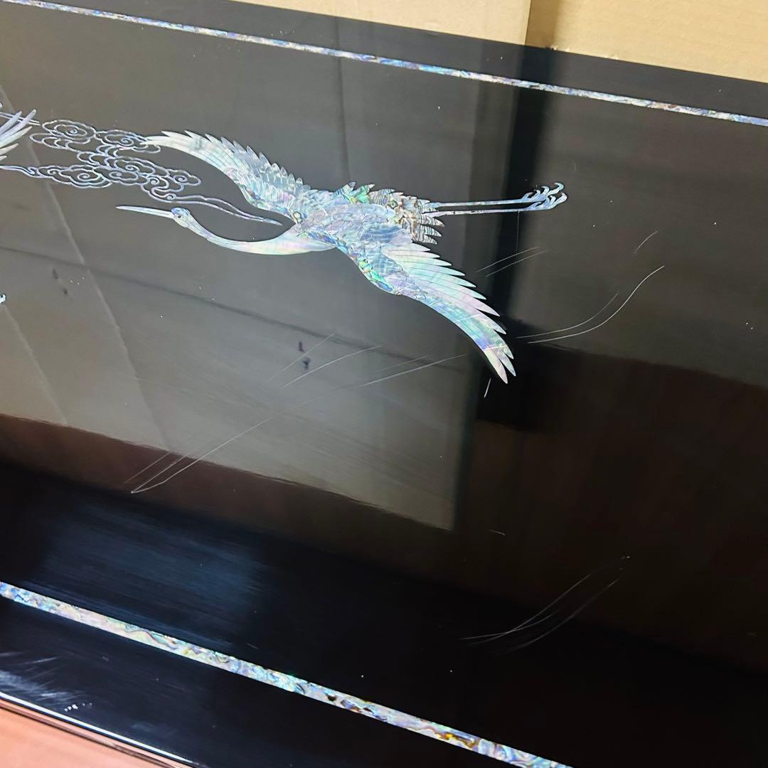 螺鈿細工キャビネット　箪笥　高級家具　孔雀　鶴　月　動物柄　韓国　中国　民芸家具