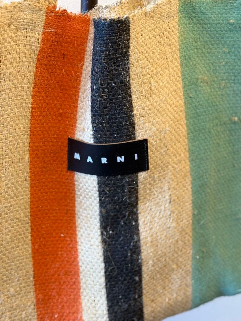 新品未使用品Marniフラワーマーケット完売品
