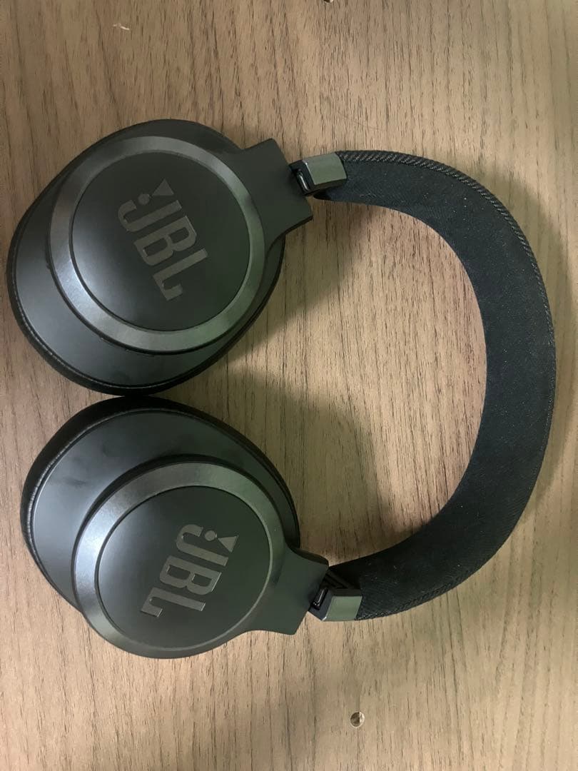 ヘッドホン JBL LIVE770 NC