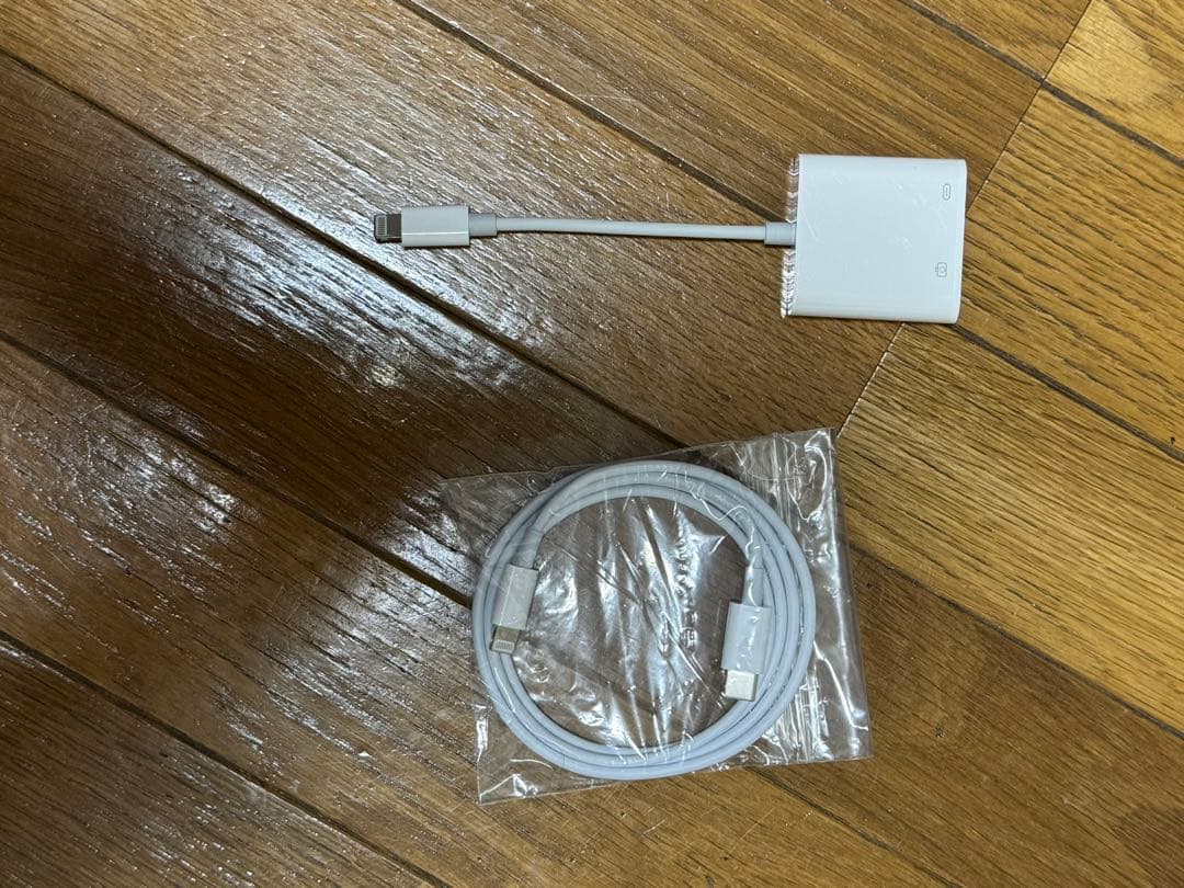 iPad Air2 第2世代 128GB セルラーモデル 他アクセサリー