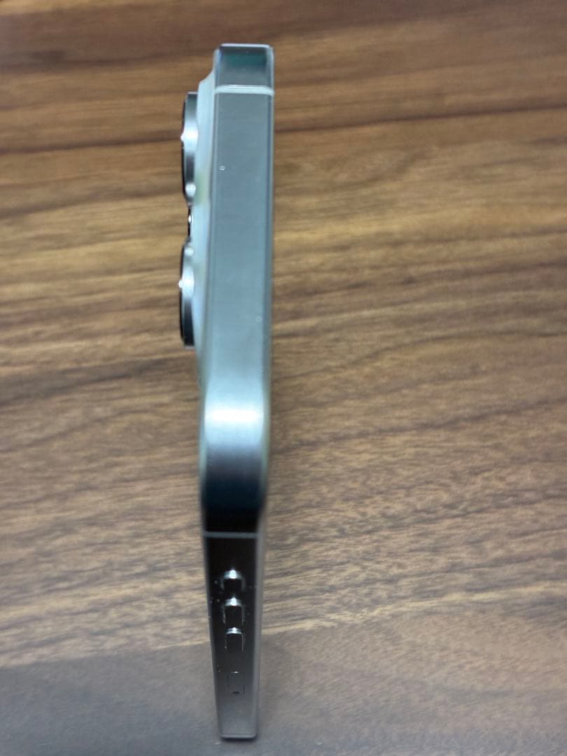 スマートフォン本体 J