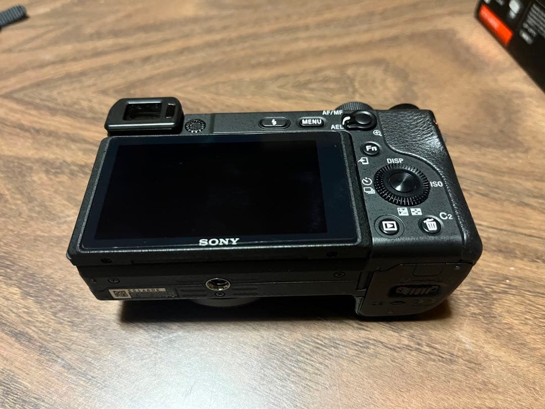 α6400 16-50mmレンズキット 新品購入　総シャッター数1397