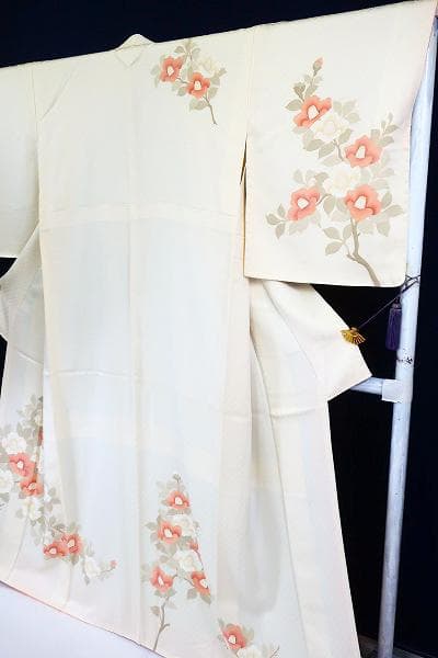 ★専用★未使用品 訪問着 オフホワイト 友禅 椿身丈161cm 裄丈66.5cm