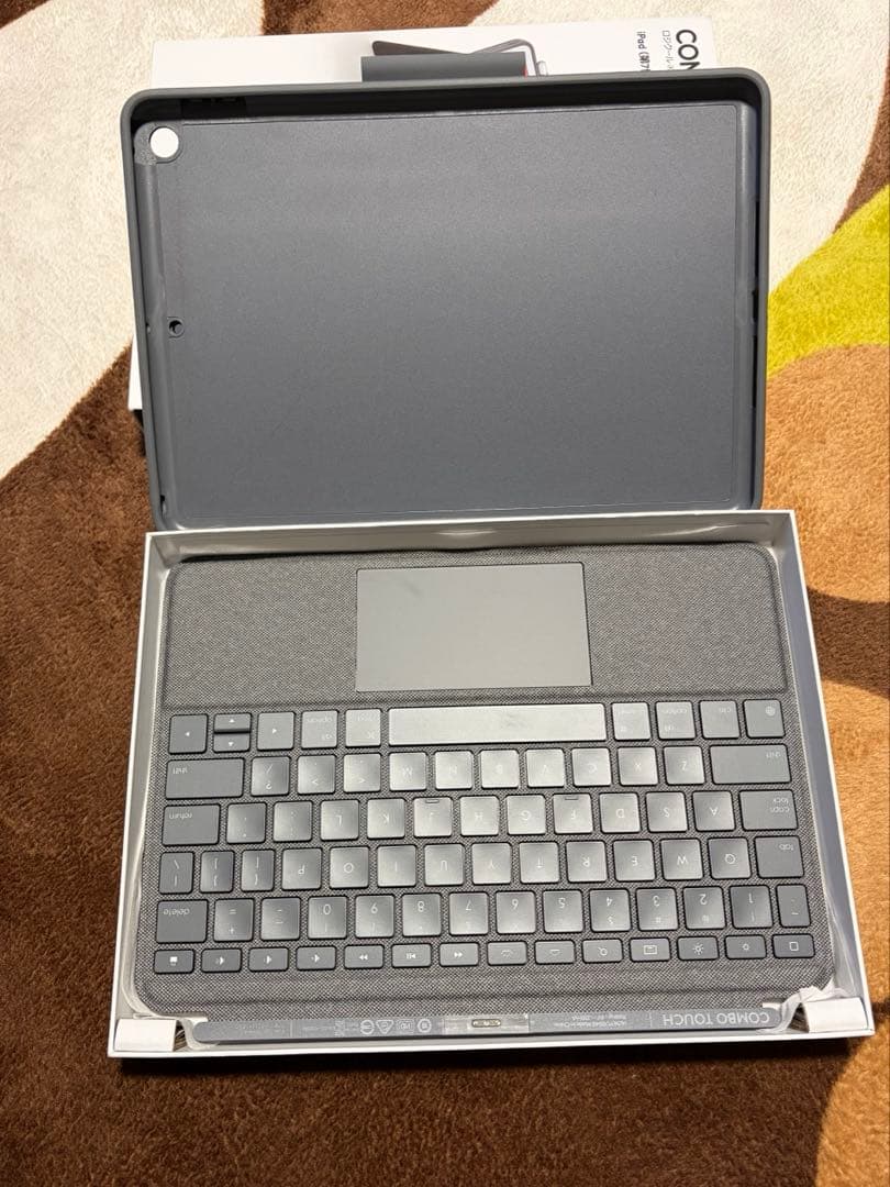 iPadアクセサリー logicool COMBO TOUCH
