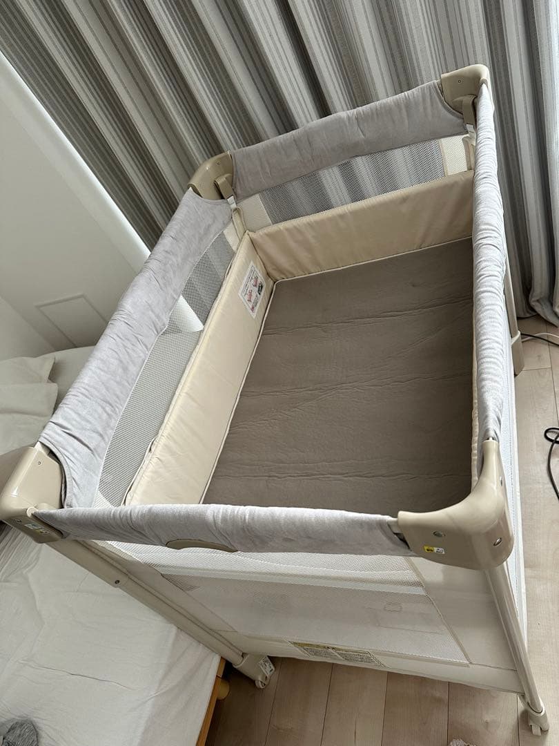 【美品】Aprica アップリカ ココネルエアープラス AB ホワイト ベージュ