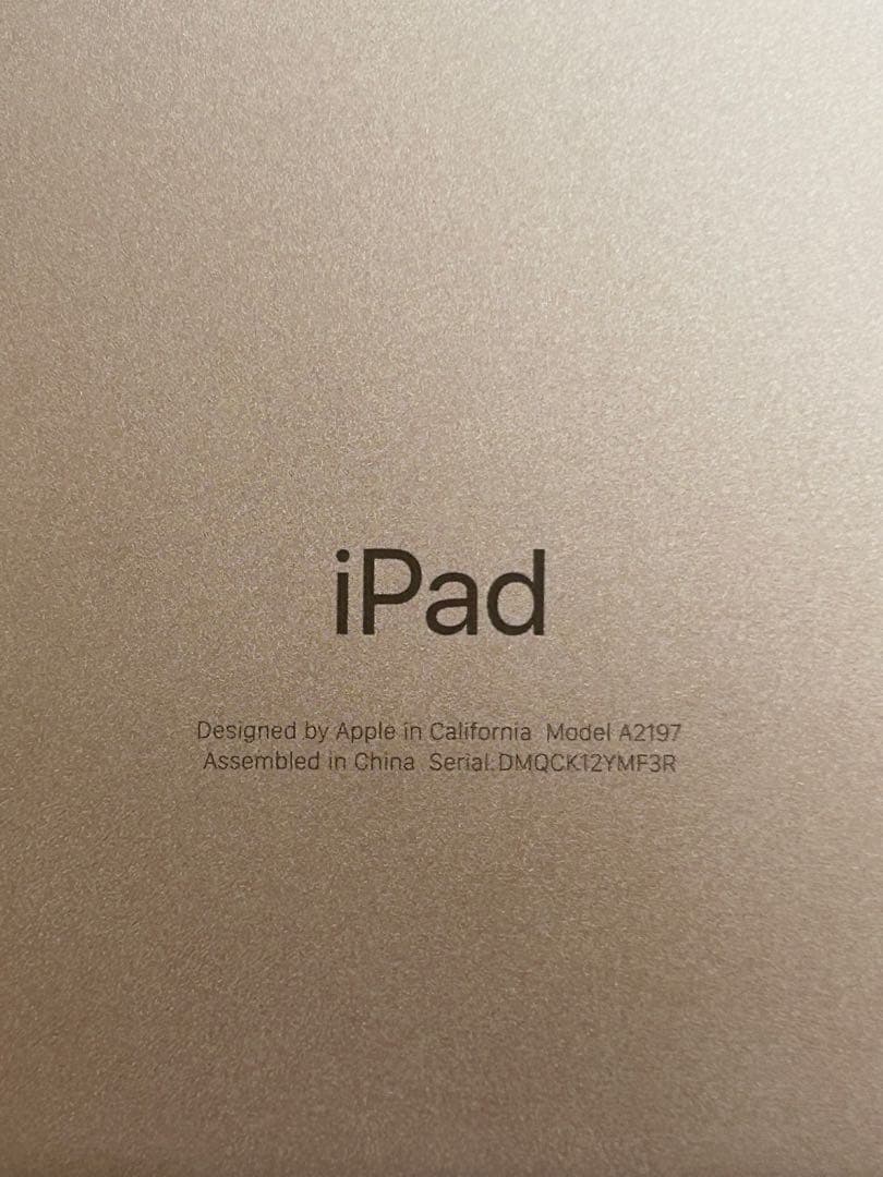 iPad 10.2 第7世代 2019 Wi-Fi 128 GB シルバー