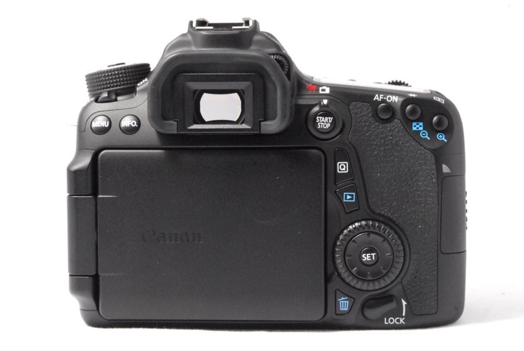 Wi-Fi機能付き✨Canon EOS 70D✨デジタル一眼レフ✨スマホ転送