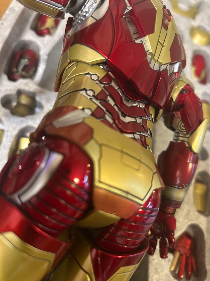 ホットトイズ　アイアンマン3 アイアンマンマーク42 オマケ付き