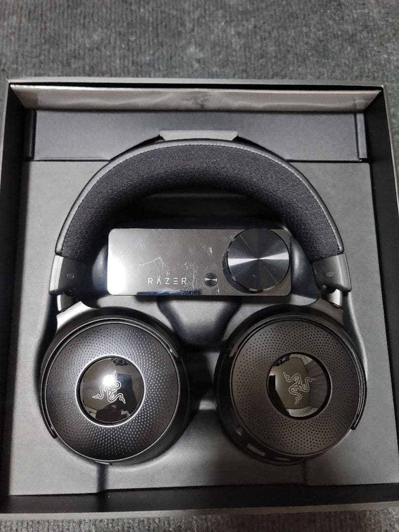 Razer Kraken V4 Pro ゲーミングヘッドセット